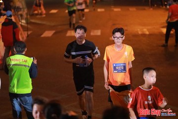 BƯỚC CHẠY CHÀO XUÂN THÀNH PHỐ QUẢNG NGÃI 2024 - Ảnh #1248754