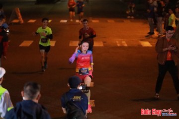 BƯỚC CHẠY CHÀO XUÂN THÀNH PHỐ QUẢNG NGÃI 2024 - Ảnh #1245024