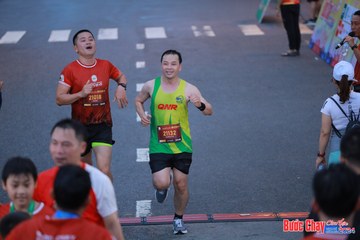 BƯỚC CHẠY CHÀO XUÂN THÀNH PHỐ QUẢNG NGÃI 2024 - Ảnh #1250895