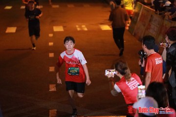 BƯỚC CHẠY CHÀO XUÂN THÀNH PHỐ QUẢNG NGÃI 2024 - Ảnh #1245679