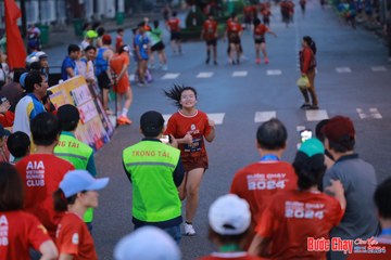 BƯỚC CHẠY CHÀO XUÂN THÀNH PHỐ QUẢNG NGÃI 2024 - Ảnh #1250471