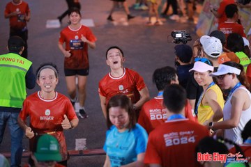 BƯỚC CHẠY CHÀO XUÂN THÀNH PHỐ QUẢNG NGÃI 2024 - Ảnh #1250031