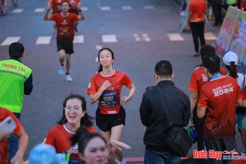 BƯỚC CHẠY CHÀO XUÂN THÀNH PHỐ QUẢNG NGÃI 2024 - Ảnh #1250637