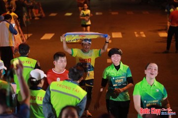 BƯỚC CHẠY CHÀO XUÂN THÀNH PHỐ QUẢNG NGÃI 2024 - Ảnh #1248636
