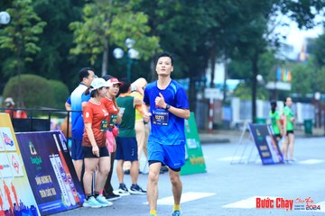 BƯỚC CHẠY CHÀO XUÂN THÀNH PHỐ QUẢNG NGÃI 2024 - Ảnh #1231571
