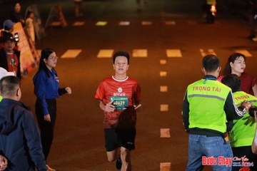 BƯỚC CHẠY CHÀO XUÂN THÀNH PHỐ QUẢNG NGÃI 2024 - Ảnh #1241793