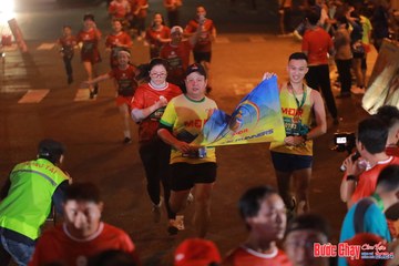 BƯỚC CHẠY CHÀO XUÂN THÀNH PHỐ QUẢNG NGÃI 2024 - Ảnh #1248814
