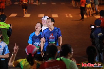 BƯỚC CHẠY CHÀO XUÂN THÀNH PHỐ QUẢNG NGÃI 2024 - Ảnh #1249213