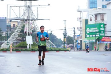 BƯỚC CHẠY CHÀO XUÂN THÀNH PHỐ QUẢNG NGÃI 2024 - Ảnh #1230870
