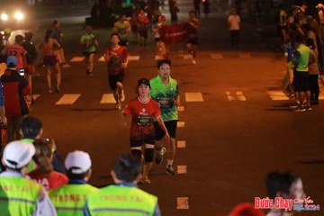 BƯỚC CHẠY CHÀO XUÂN THÀNH PHỐ QUẢNG NGÃI 2024 - Ảnh #1248326