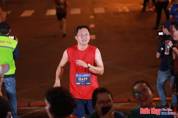 BƯỚC CHẠY CHÀO XUÂN THÀNH PHỐ QUẢNG NGÃI 2024 - Ảnh #1249005