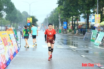 BƯỚC CHẠY CHÀO XUÂN THÀNH PHỐ QUẢNG NGÃI 2024 - Ảnh #1238513