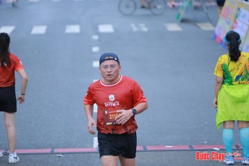 BƯỚC CHẠY CHÀO XUÂN THÀNH PHỐ QUẢNG NGÃI 2024 - Ảnh #1252133