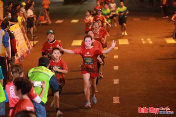 BƯỚC CHẠY CHÀO XUÂN THÀNH PHỐ QUẢNG NGÃI 2024 - Ảnh #1248845