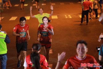 BƯỚC CHẠY CHÀO XUÂN THÀNH PHỐ QUẢNG NGÃI 2024 - Ảnh #1248732
