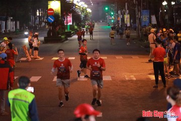 BƯỚC CHẠY CHÀO XUÂN THÀNH PHỐ QUẢNG NGÃI 2024 - Ảnh #1249287