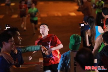 BƯỚC CHẠY CHÀO XUÂN THÀNH PHỐ QUẢNG NGÃI 2024 - Ảnh #1244193