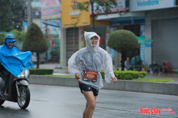 BƯỚC CHẠY CHÀO XUÂN THÀNH PHỐ QUẢNG NGÃI 2024 - Ảnh #1237360