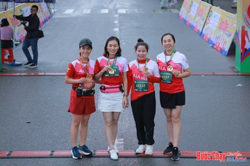 BƯỚC CHẠY CHÀO XUÂN THÀNH PHỐ QUẢNG NGÃI 2024 - Ảnh #1252399