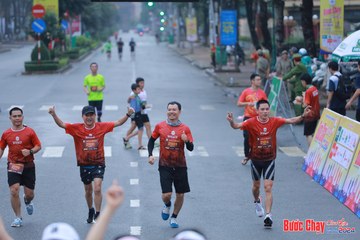 BƯỚC CHẠY CHÀO XUÂN THÀNH PHỐ QUẢNG NGÃI 2024 - Ảnh #1252210