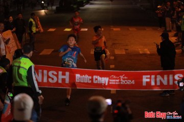 BƯỚC CHẠY CHÀO XUÂN THÀNH PHỐ QUẢNG NGÃI 2024 - Ảnh #1240719