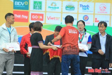 BƯỚC CHẠY CHÀO XUÂN THÀNH PHỐ QUẢNG NGÃI 2024 - Ảnh #1233510