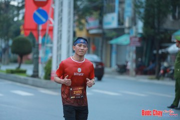 BƯỚC CHẠY CHÀO XUÂN THÀNH PHỐ QUẢNG NGÃI 2024 - Ảnh #1237000