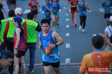BƯỚC CHẠY CHÀO XUÂN THÀNH PHỐ QUẢNG NGÃI 2024 - Ảnh #1251304