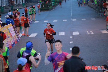 BƯỚC CHẠY CHÀO XUÂN THÀNH PHỐ QUẢNG NGÃI 2024 - Ảnh #1250860