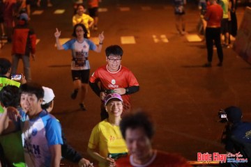 BƯỚC CHẠY CHÀO XUÂN THÀNH PHỐ QUẢNG NGÃI 2024 - Ảnh #1252418