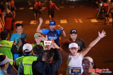 BƯỚC CHẠY CHÀO XUÂN THÀNH PHỐ QUẢNG NGÃI 2024 - Ảnh #1247335