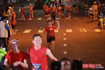 BƯỚC CHẠY CHÀO XUÂN THÀNH PHỐ QUẢNG NGÃI 2024 - Ảnh #1249184