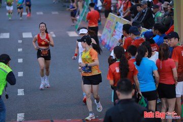 BƯỚC CHẠY CHÀO XUÂN THÀNH PHỐ QUẢNG NGÃI 2024 - Ảnh #1250909