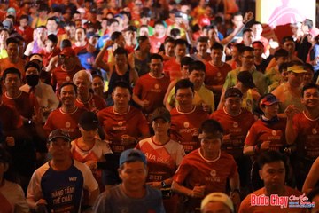 BƯỚC CHẠY CHÀO XUÂN THÀNH PHỐ QUẢNG NGÃI 2024 - Ảnh #1213040