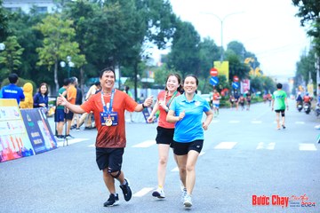 BƯỚC CHẠY CHÀO XUÂN THÀNH PHỐ QUẢNG NGÃI 2024 - Ảnh #1231254
