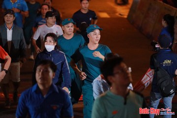 BƯỚC CHẠY CHÀO XUÂN THÀNH PHỐ QUẢNG NGÃI 2024 - Ảnh #1239785