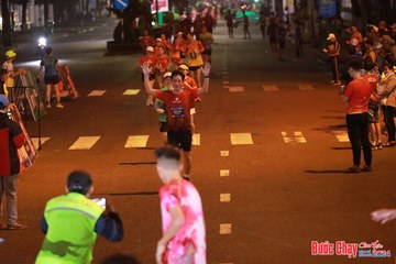 BƯỚC CHẠY CHÀO XUÂN THÀNH PHỐ QUẢNG NGÃI 2024 - Ảnh #1248780