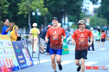 BƯỚC CHẠY CHÀO XUÂN THÀNH PHỐ QUẢNG NGÃI 2024 - Ảnh #1230729