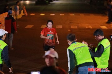 BƯỚC CHẠY CHÀO XUÂN THÀNH PHỐ QUẢNG NGÃI 2024 - Ảnh #1242220