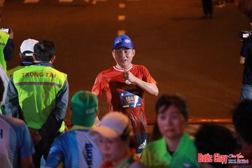 BƯỚC CHẠY CHÀO XUÂN THÀNH PHỐ QUẢNG NGÃI 2024 - Ảnh #1252461