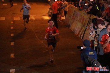 BƯỚC CHẠY CHÀO XUÂN THÀNH PHỐ QUẢNG NGÃI 2024 - Ảnh #1247139