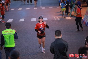 BƯỚC CHẠY CHÀO XUÂN THÀNH PHỐ QUẢNG NGÃI 2024 - Ảnh #1250171