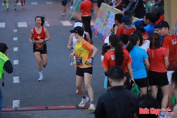 BƯỚC CHẠY CHÀO XUÂN THÀNH PHỐ QUẢNG NGÃI 2024 - Ảnh #1250910