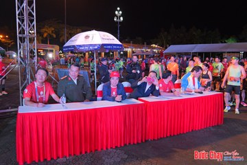 BƯỚC CHẠY CHÀO XUÂN THÀNH PHỐ QUẢNG NGÃI 2024 - Ảnh #1252513