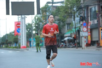 BƯỚC CHẠY CHÀO XUÂN THÀNH PHỐ QUẢNG NGÃI 2024 - Ảnh #1237176