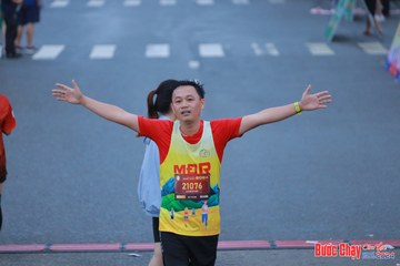 BƯỚC CHẠY CHÀO XUÂN THÀNH PHỐ QUẢNG NGÃI 2024 - Ảnh #1252098