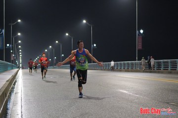 BƯỚC CHẠY CHÀO XUÂN THÀNH PHỐ QUẢNG NGÃI 2024 - Ảnh #1252977