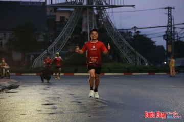 BƯỚC CHẠY CHÀO XUÂN THÀNH PHỐ QUẢNG NGÃI 2024 - Ảnh #1230207