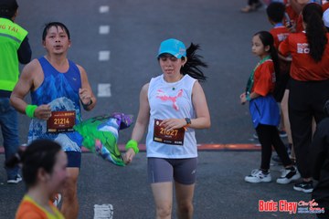 BƯỚC CHẠY CHÀO XUÂN THÀNH PHỐ QUẢNG NGÃI 2024 - Ảnh #1250983