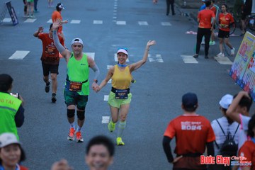 BƯỚC CHẠY CHÀO XUÂN THÀNH PHỐ QUẢNG NGÃI 2024 - Ảnh #1251459
